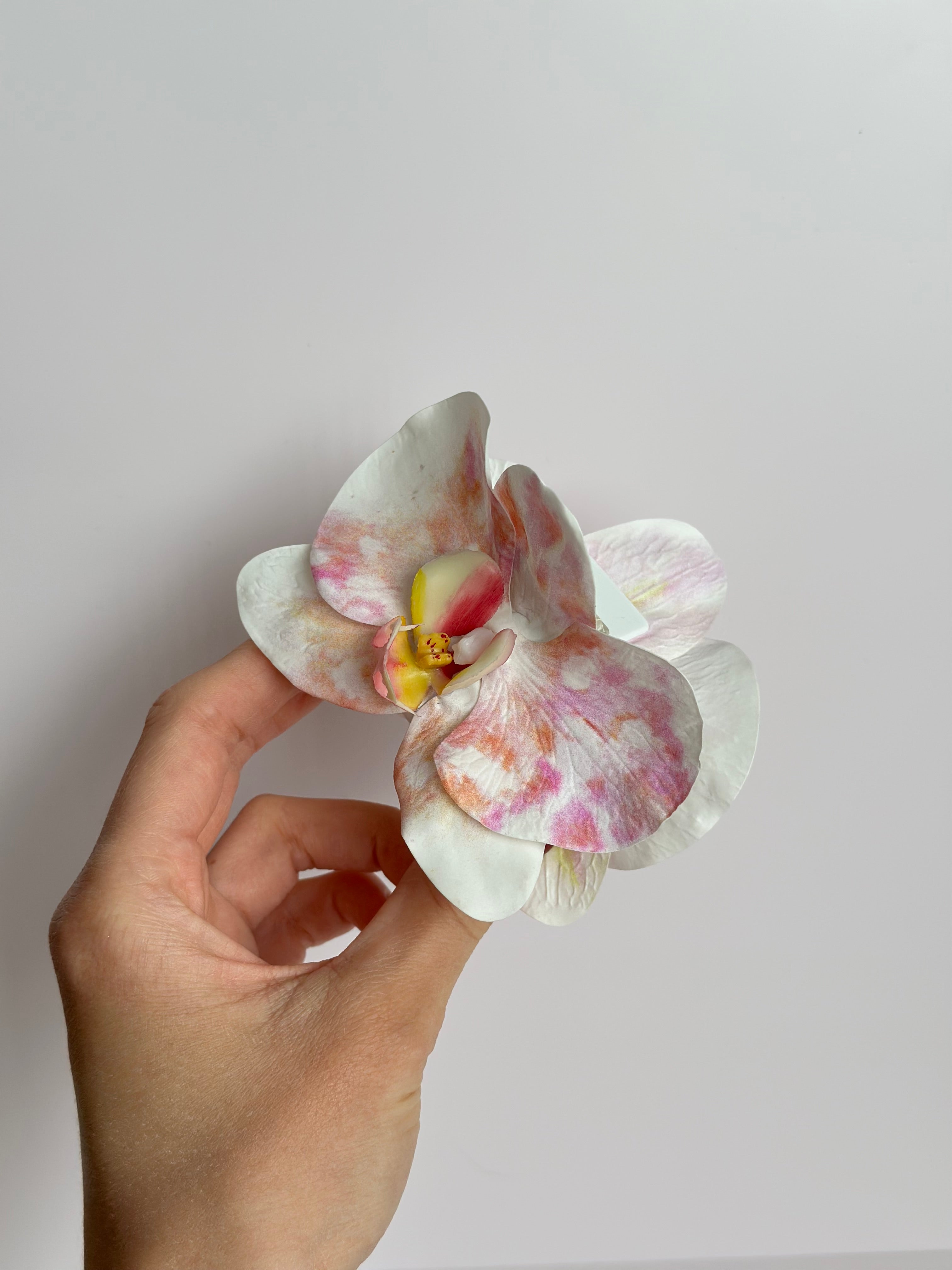 Hvid & Lyserød Orkidé Hårklemme – 5 cm Acetat