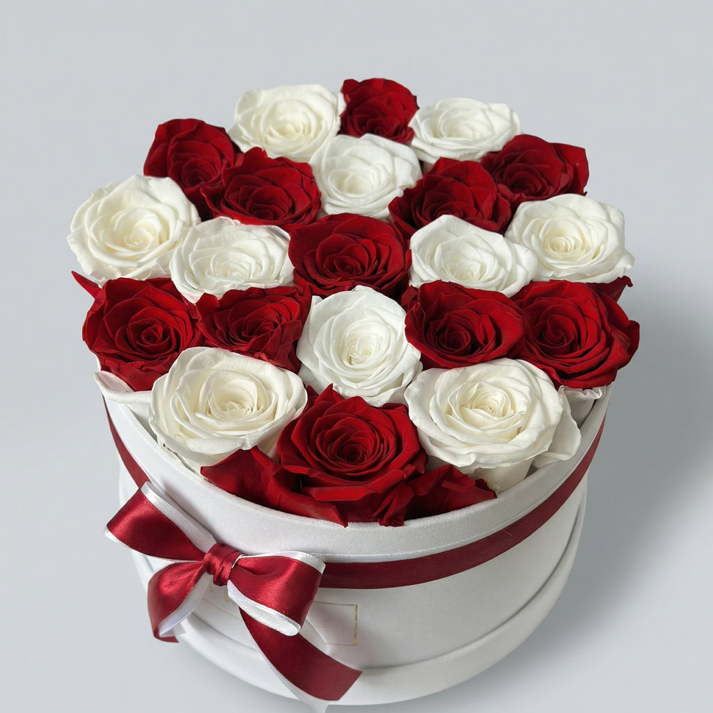 Evighedsroser i æske – Røde og hvide roser