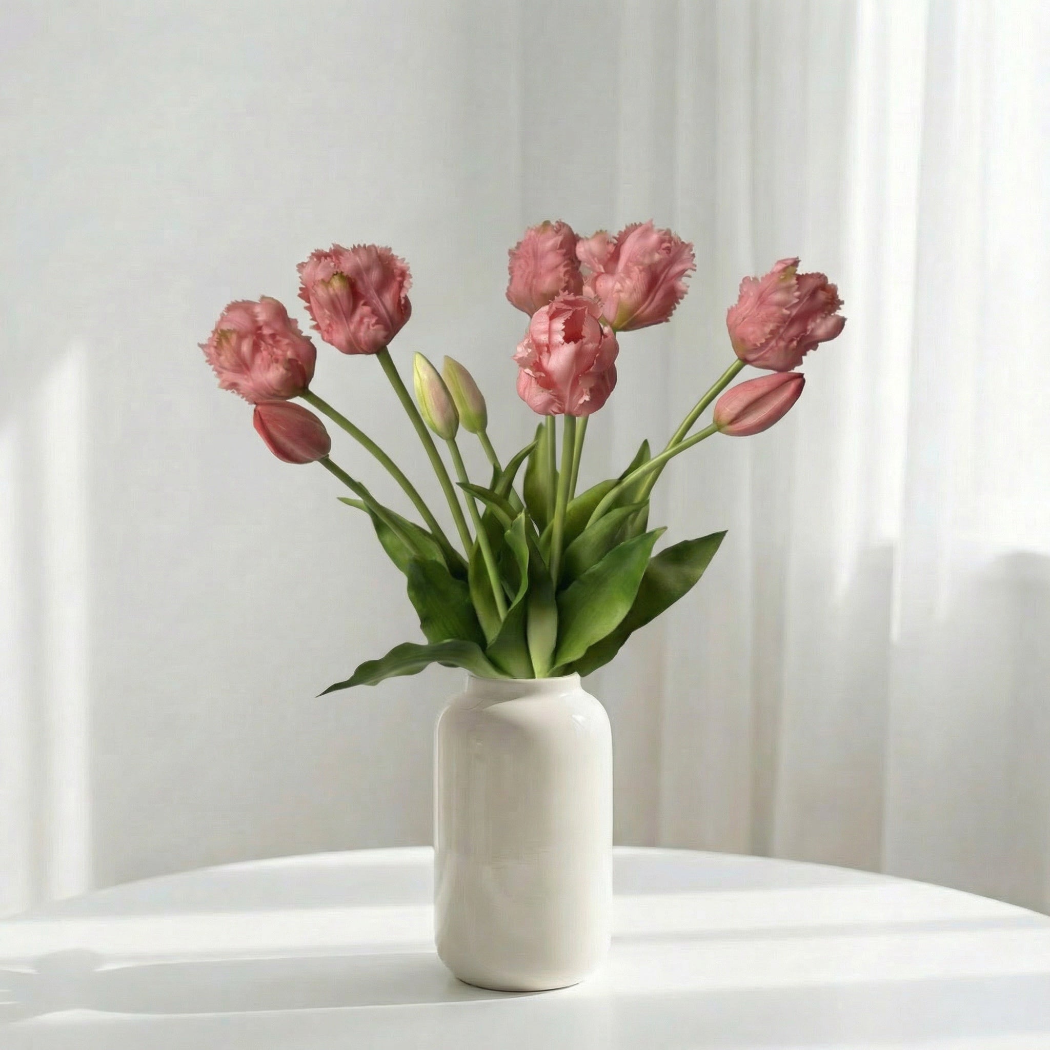 Kunstige papegøjetulipaner i vase – Lyserøde papegøjetulipaner