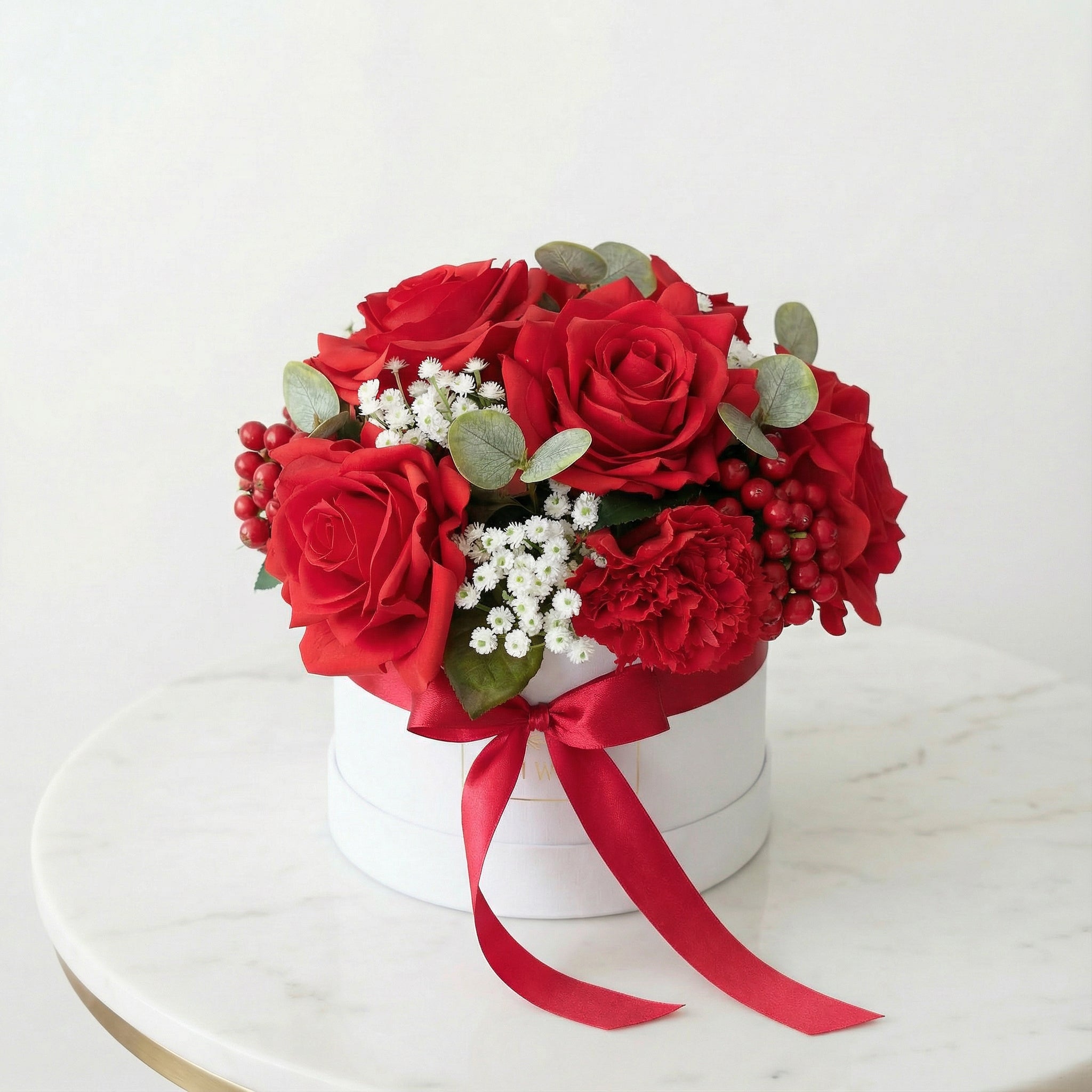 Amora – Evighedsbuket med Røde Roser & Eucalyptus