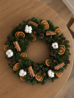 Friskklippet Naturlig Nordisk Julekrans – Kanel & Appelsin